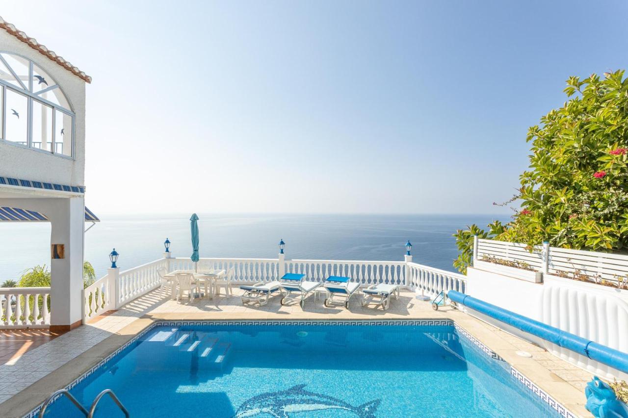 Villa Buganvilla En Salobrena Ngoại thất bức ảnh