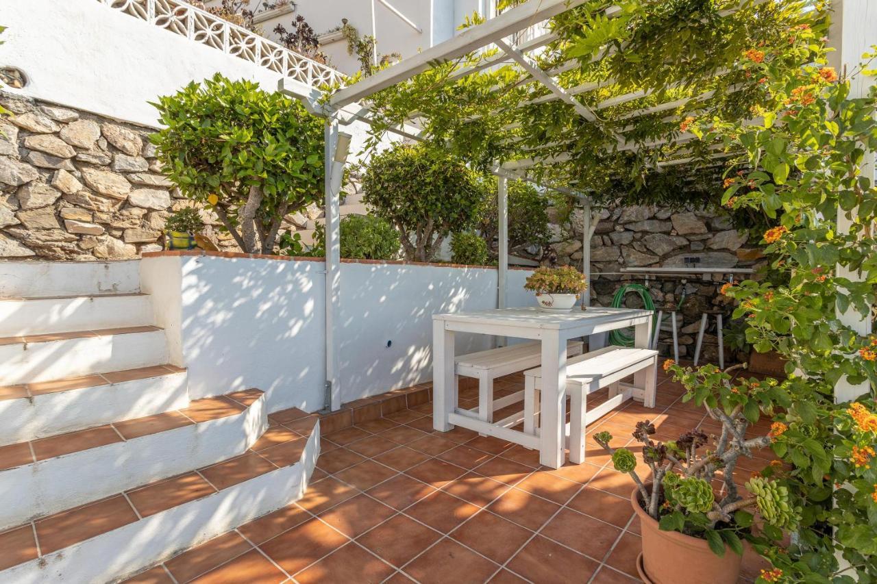 Villa Buganvilla En Salobrena Ngoại thất bức ảnh